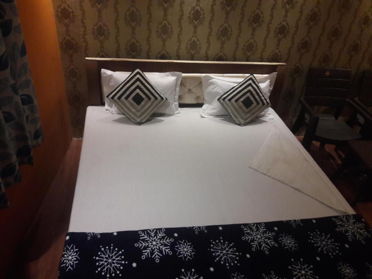 Buddha Guest House فاراناسي المظهر الخارجي الصورة