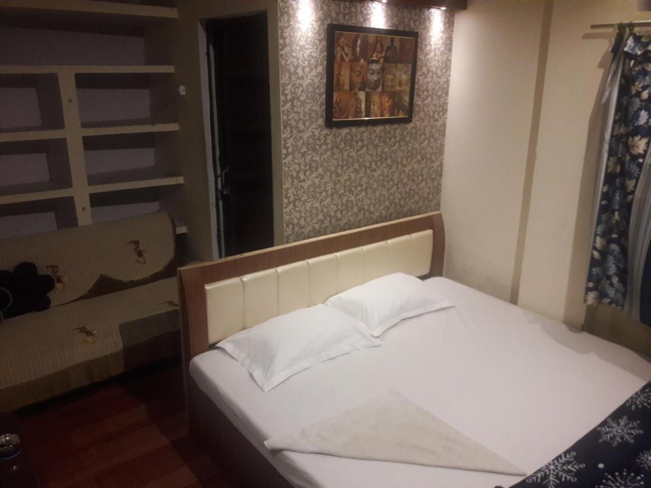 Buddha Guest House فاراناسي المظهر الخارجي الصورة